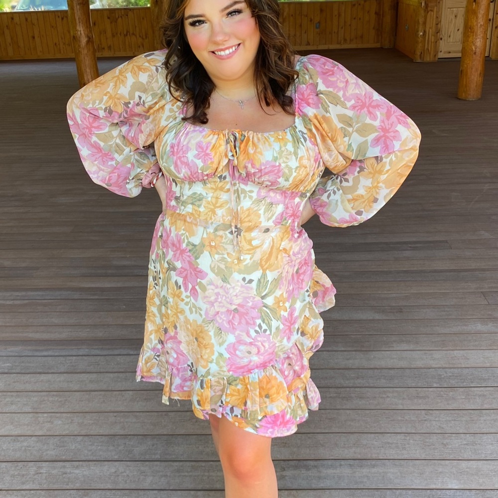 SHOWPO SUN DRESS // wedding guest dress